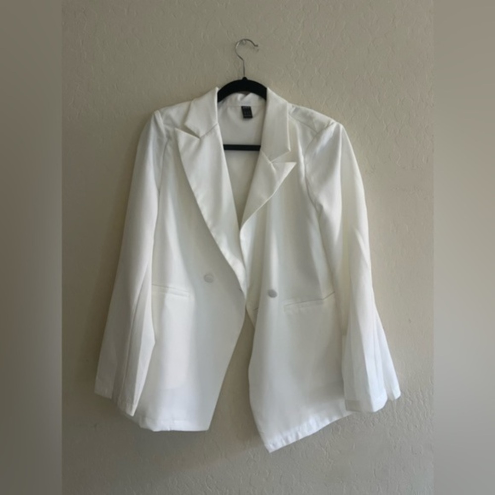 SHEIN White Balzer sz M